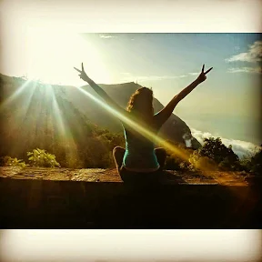 ANA ISABELLA ACOSTA LONGO